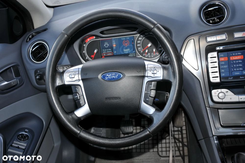 Ford Mondeo 1.8 TDCi Titanium - 26