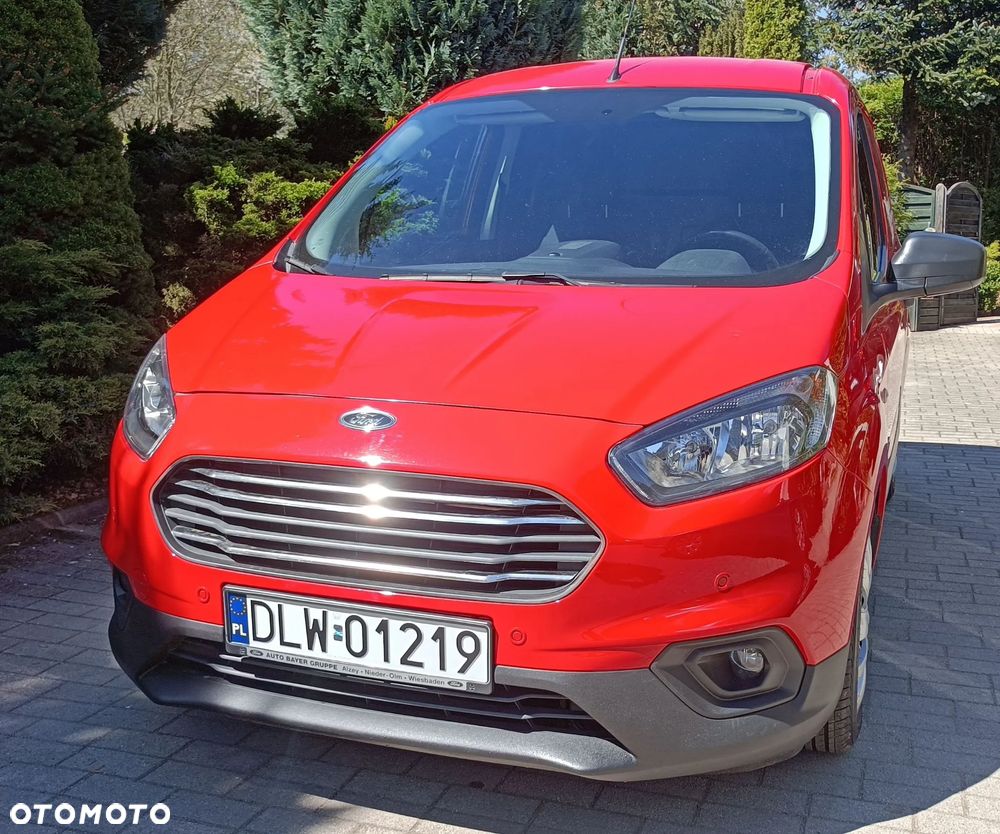 Ford TRANSIT COURIER - 1