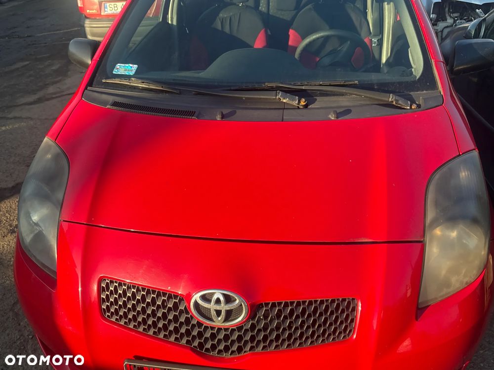 MASKA TOYOTA YARIS 2 KOD LAKIERU 3P0 - 1