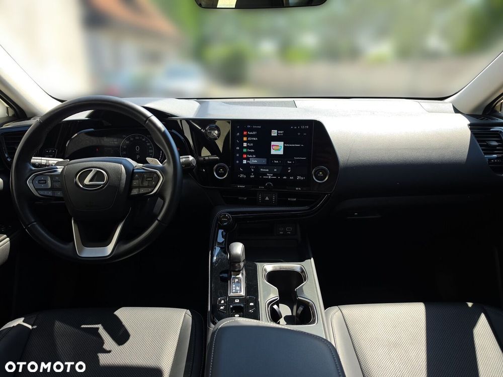 Lexus NX 350h Business AWD - 9