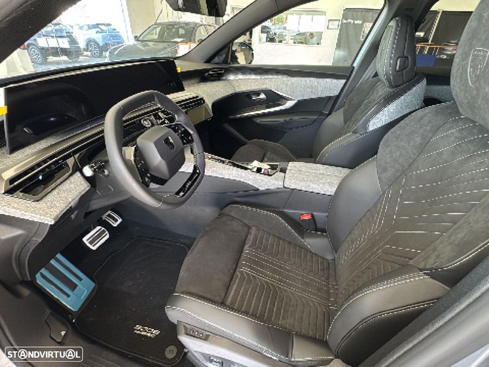 Peugeot 3008 1.2 Hybrid GT e-DCS6 - 8