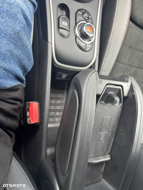 MINI John Cooper Works ALL4 sport - 19
