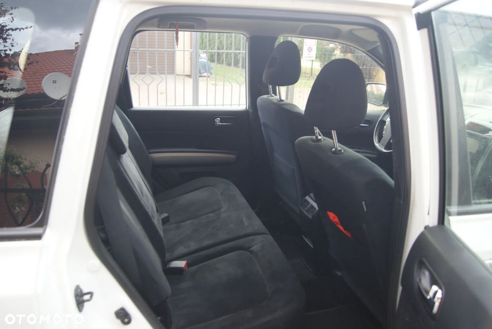 Nissan X-Trail 2.0 dCi 4x4 DPF LE - 11