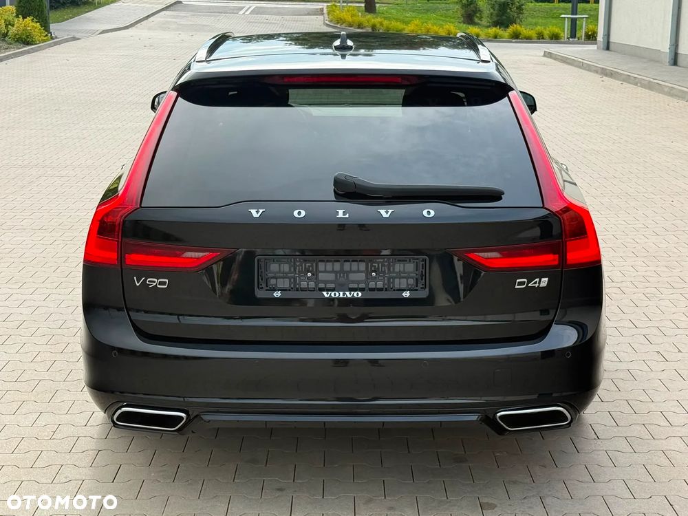 Volvo V90 D4 Geartronic R Design - 19