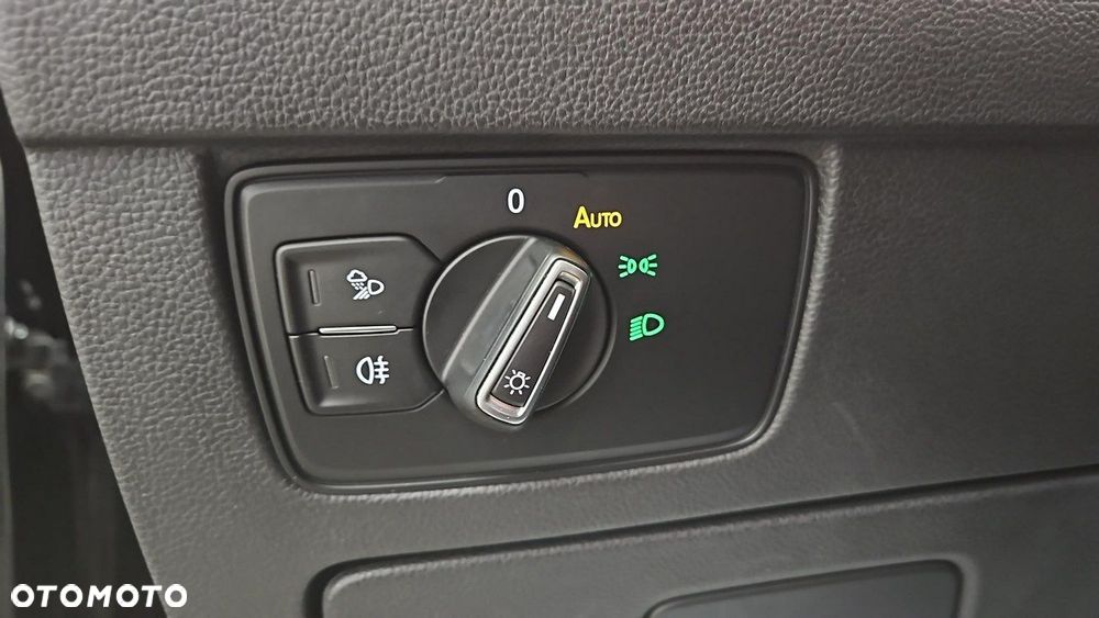 Volkswagen Arteon 2.0 TDI 4Motion SCR Elegance DSG - 17