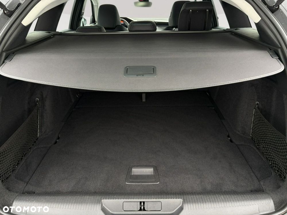 Peugeot 308 1.5 BlueHDi Allure Pack S&S EAT8 - 29