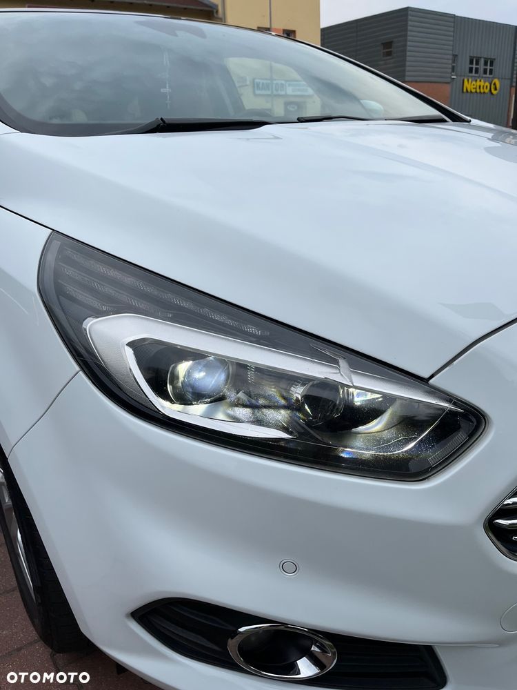 Ford S-Max 2.0 TDCi Titanium PowerShift - 21