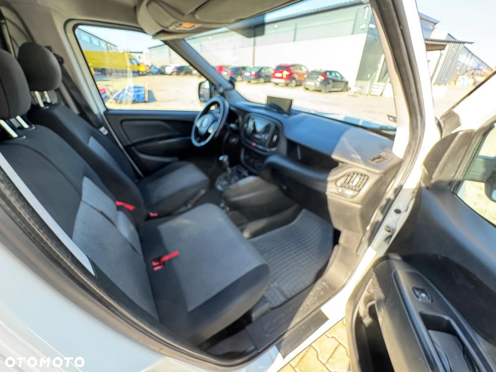 Fiat Doblo 1.4 16V Active - 11