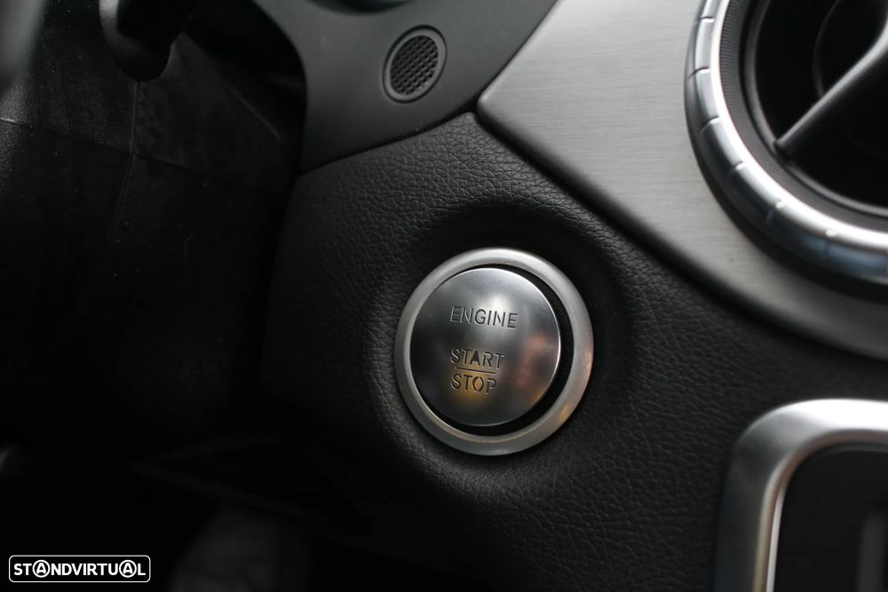 Mercedes-Benz CLA 220 CDI AMG Line Aut. - 43