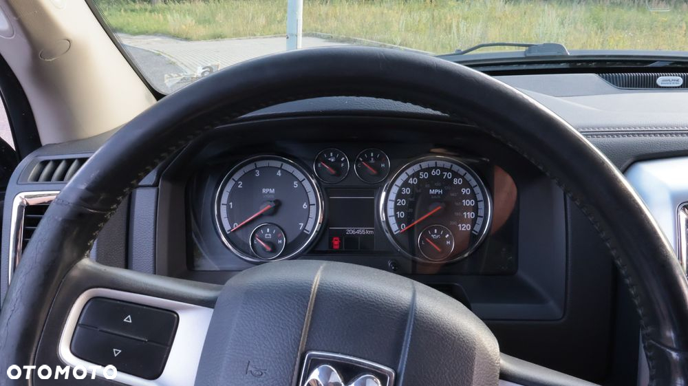 Dodge RAM 1500 5.7 4x4 - 22