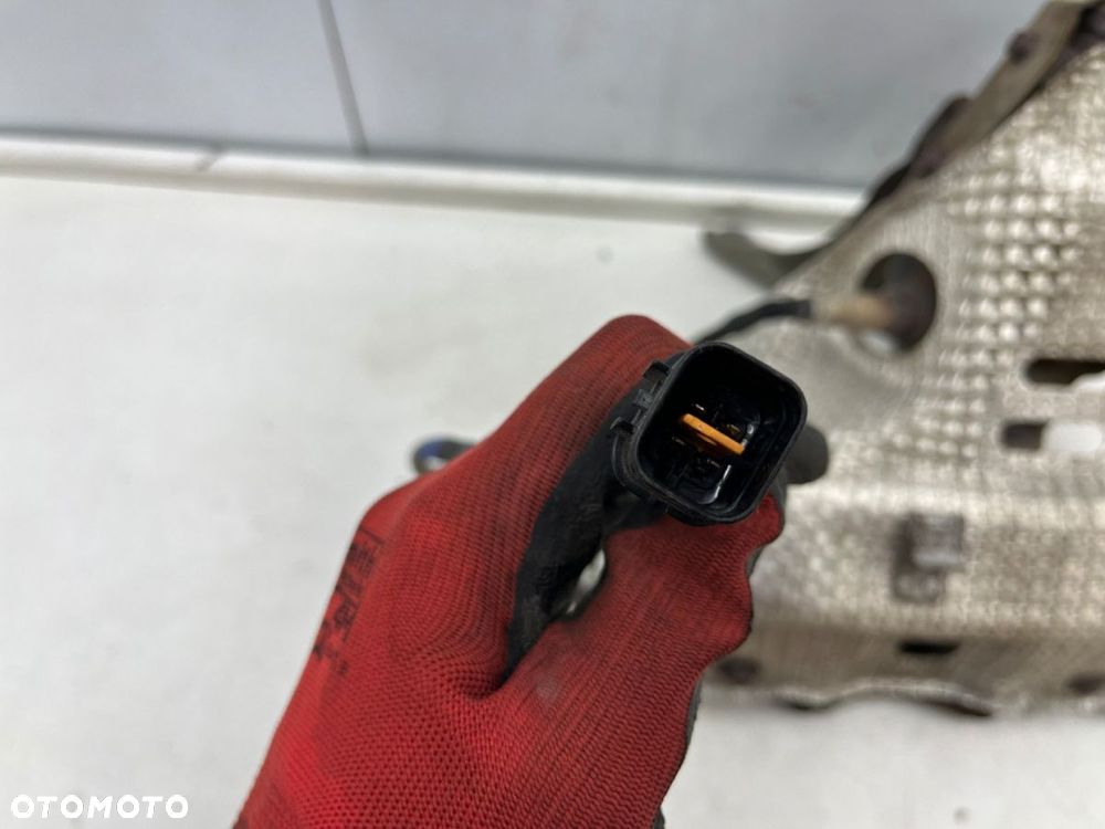 Kolektor wydechowy Hyundai i30 I FD Kia Ceed I 07-12r. 1.4b G4Fa katalizator pełny BENZYNA W2BEF5 - 2