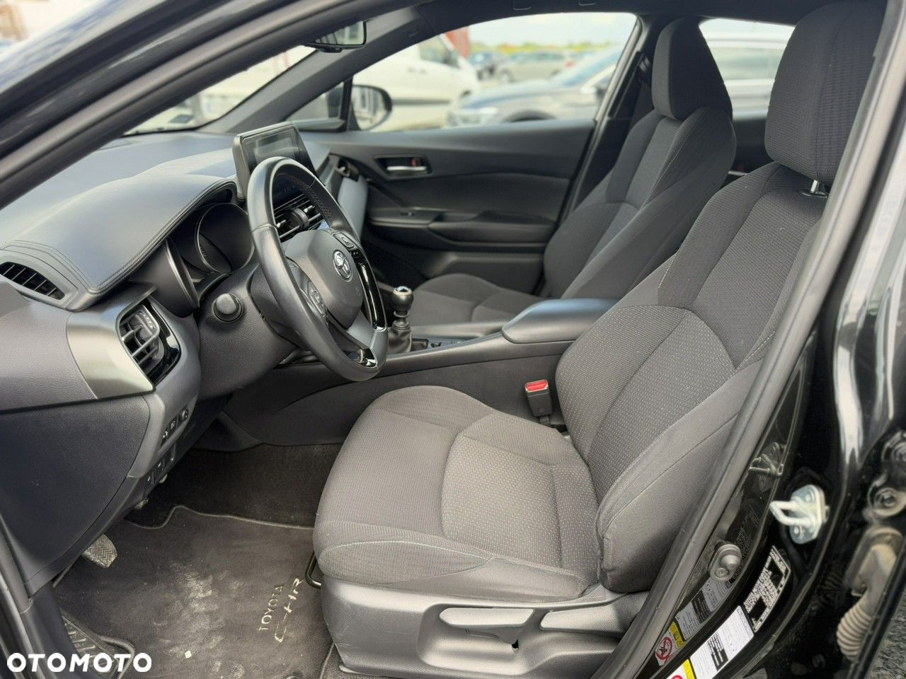 Toyota C-HR 1.2 T Active - 19