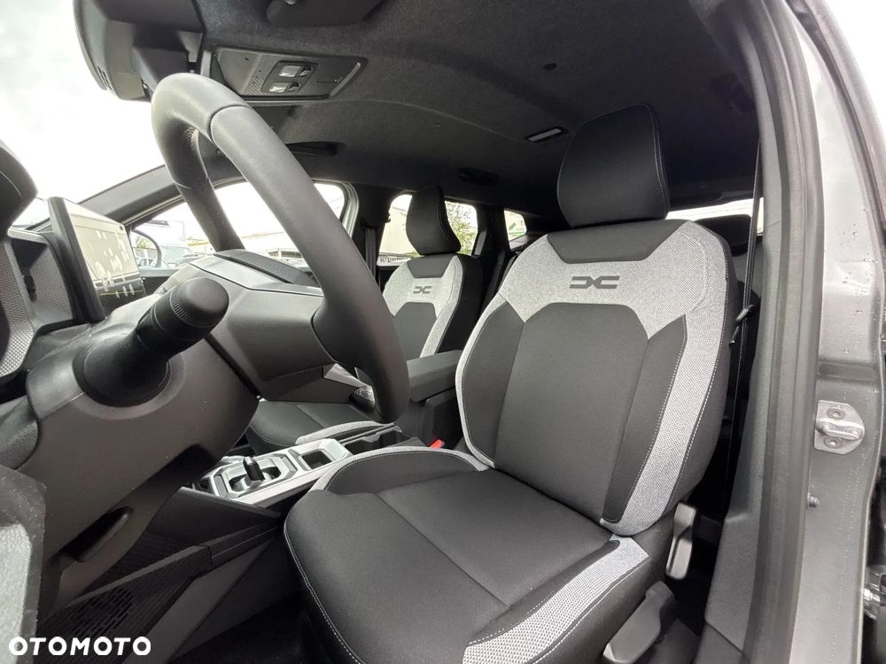 Dacia Duster 1.8 Full Hybrid 155 Journey MMT - 9