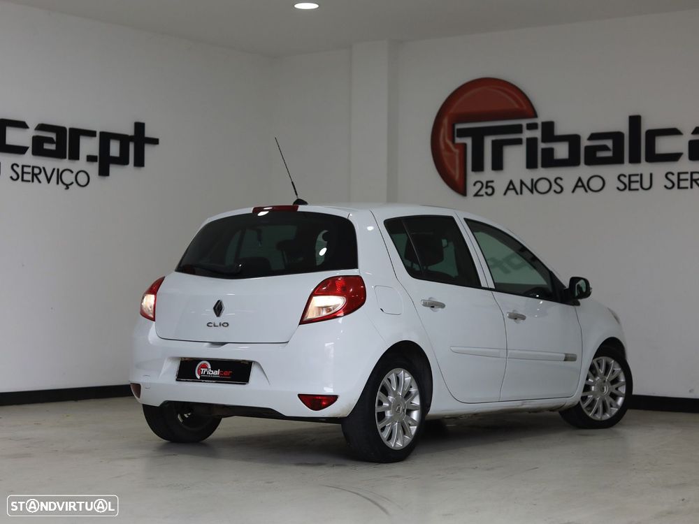 Renault Clio 1.5 dCi Dynamique - 4