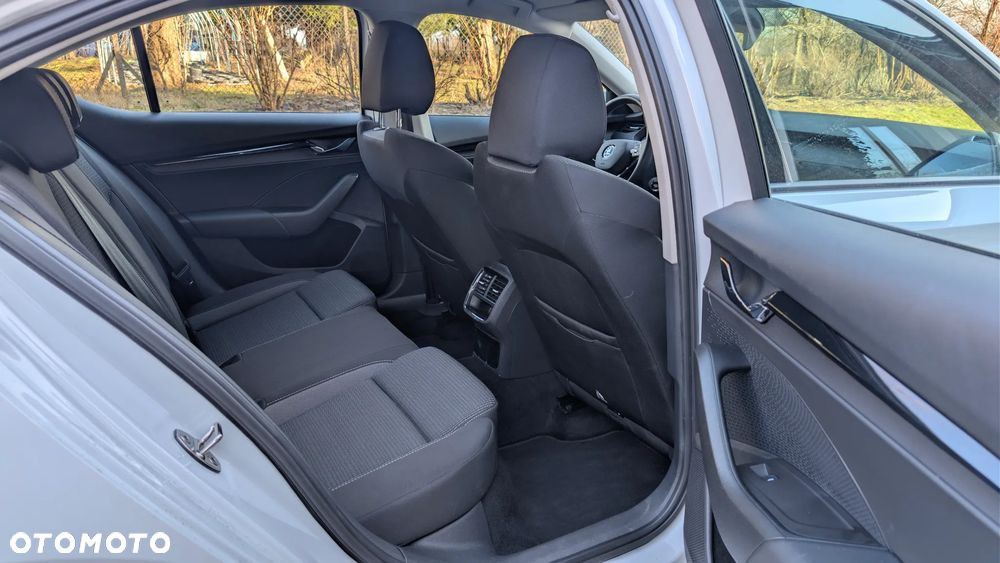 Skoda Octavia 2.0 TDI Ambition - 13