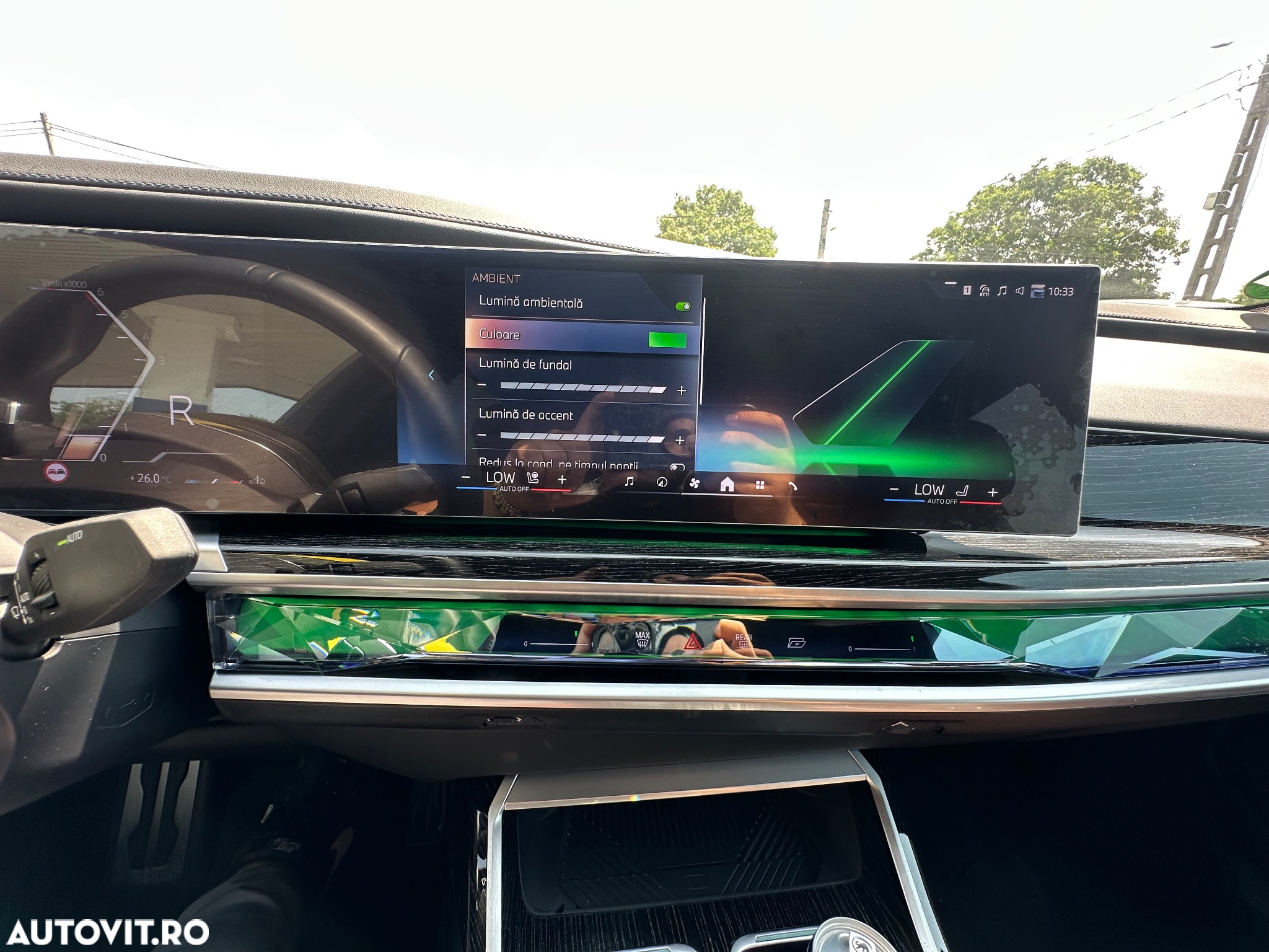 BMW Seria 7 740d xDrive MHEV - 33