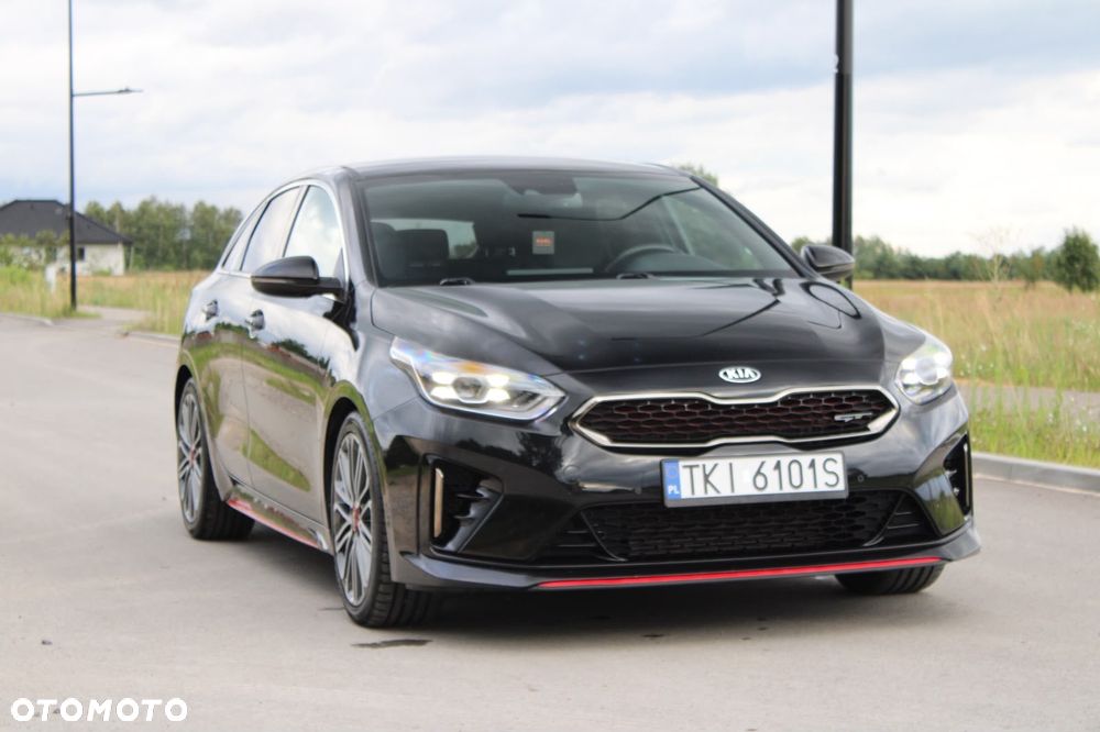 Kia ProCeed - 13