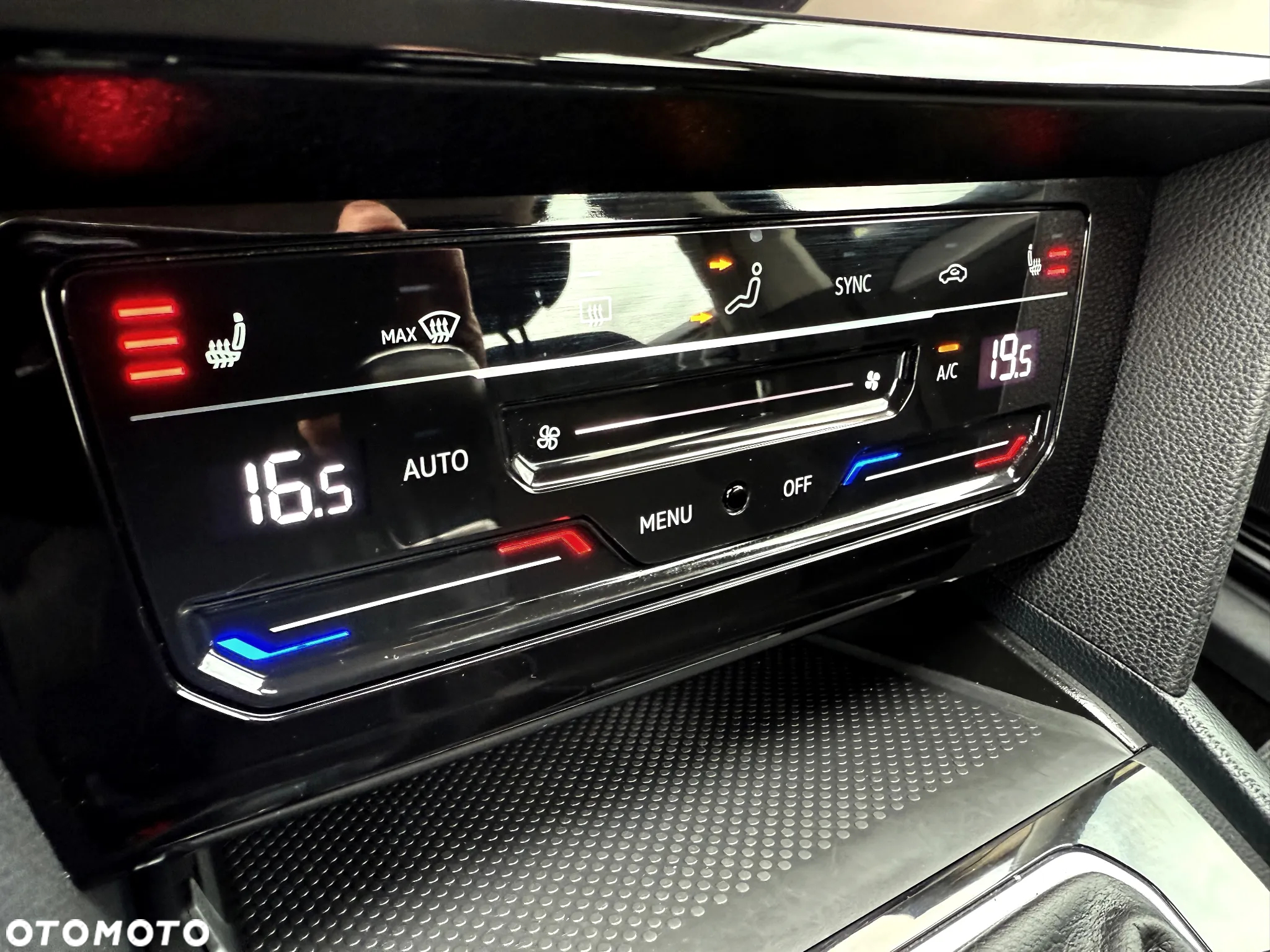 Volkswagen Passat 1.5 TSI EVO Elegance - 26