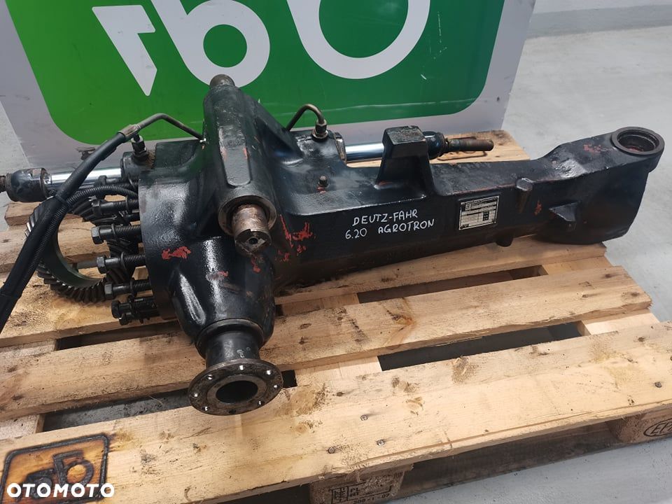 Obudowa półosi przedniej Deutz-fahr 6.20 Agrotron {ZF APL2045 prawa} - 1