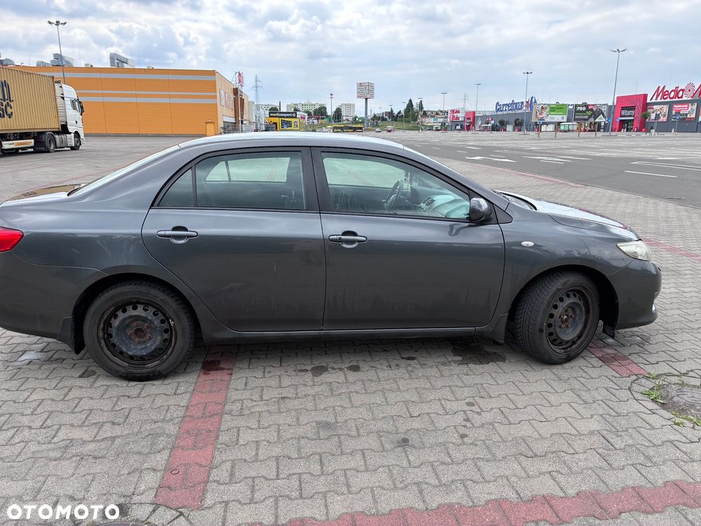 Toyota Corolla 1.6 VVT-i Terra - 4
