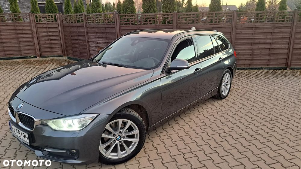 BMW Seria 3 318d Sport Line - 3