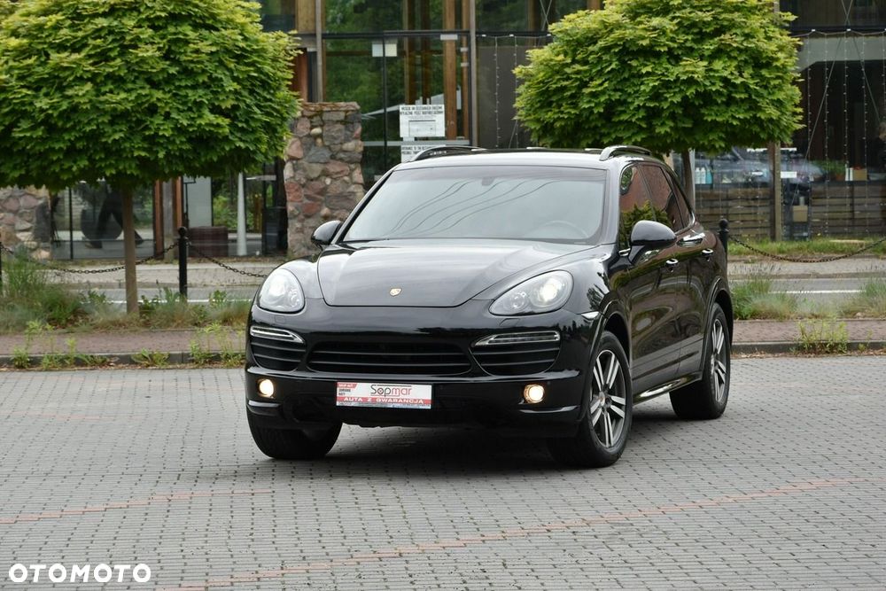Porsche Cayenne - 2