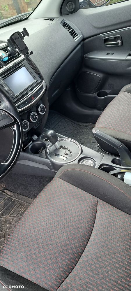Mitsubishi ASX ver-2-2-di--d-4wd-automatik-plus - 10