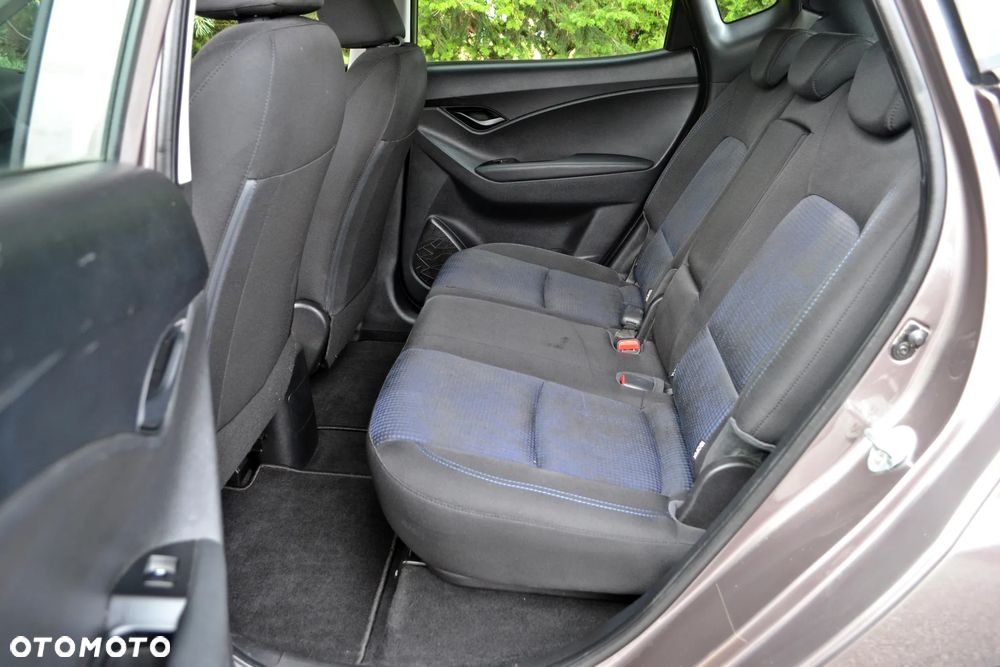 Hyundai ix20 - 25