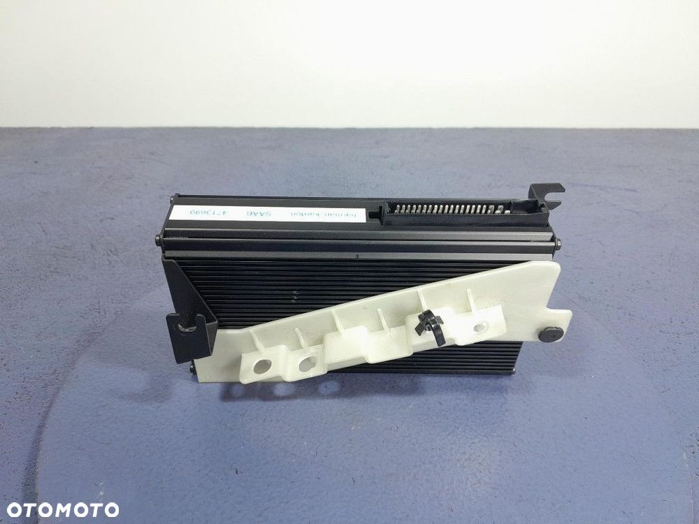 SAAB 9-5 I LIFT WZMACNIACZ HARMAN KARDON 4713699 - 1