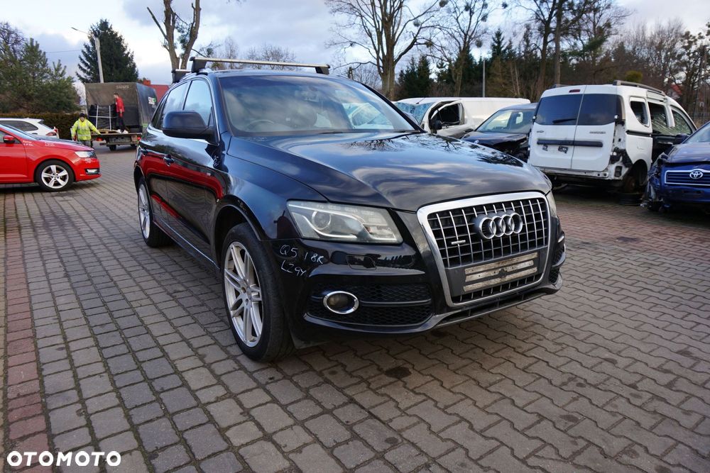 AUDI Q5 I 8R 2009 LZ9Y 2.0 TDI CAHA 170KM KWT CZARNY na części - 7