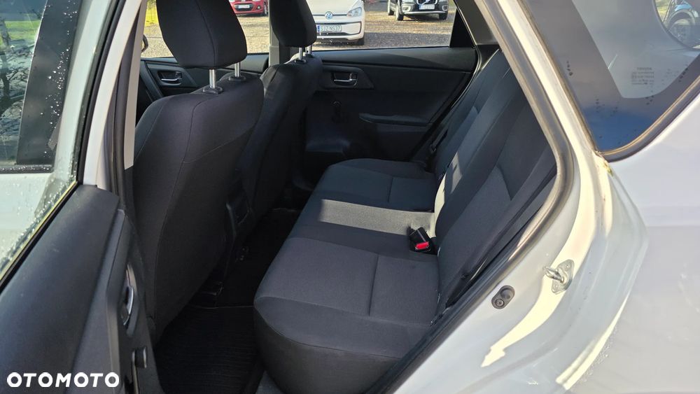 Toyota Auris 1.33 VVT-i Life - 17