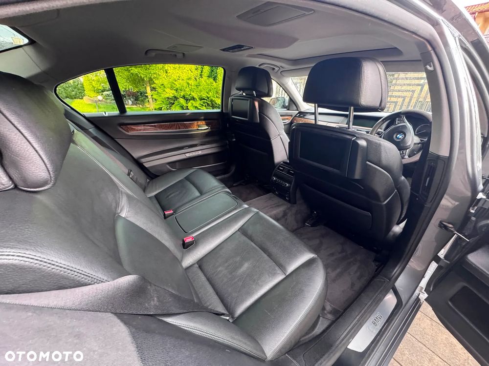 BMW Seria 7 730d L - 21