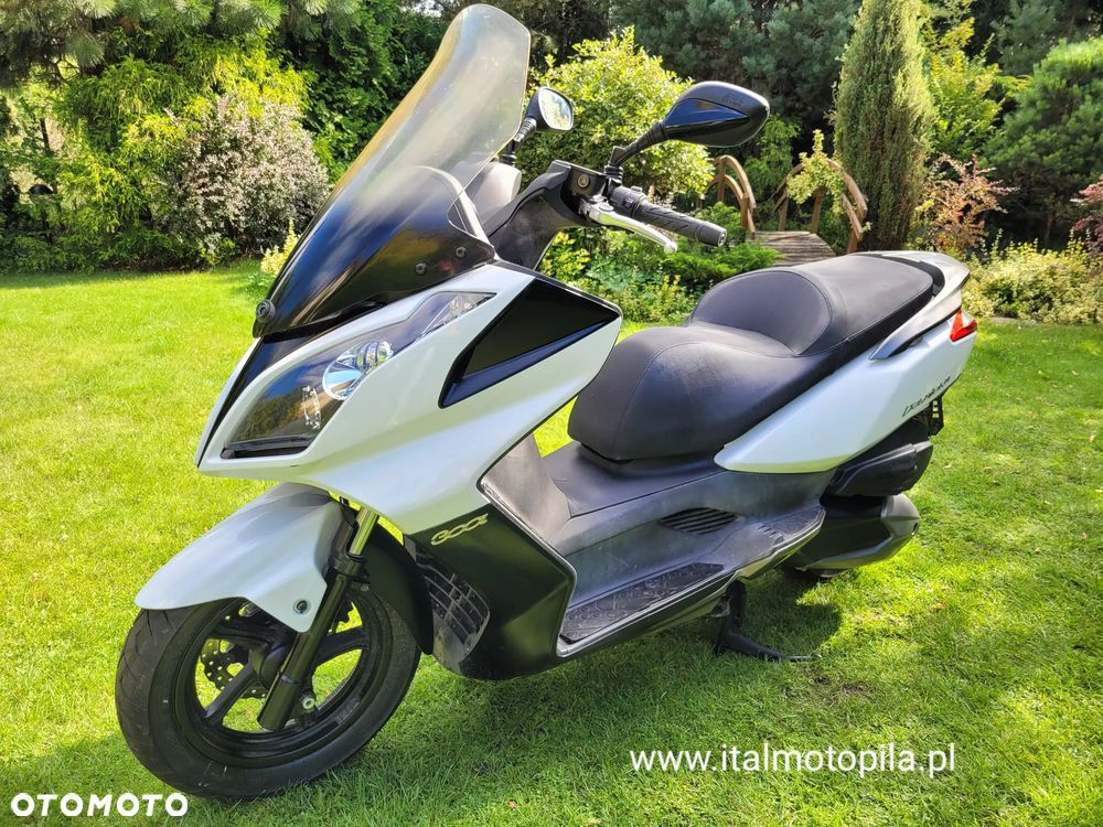 Kymco Downtown - 11