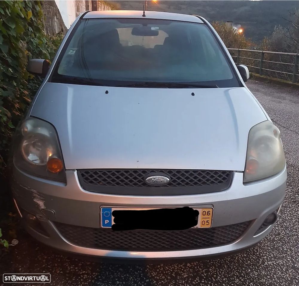 Ford Fiesta 1.4 TDCI Ambiente - 5