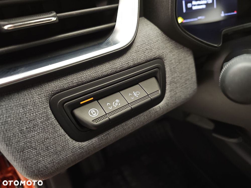 Renault Clio 1.0 TCe Evolution - 12