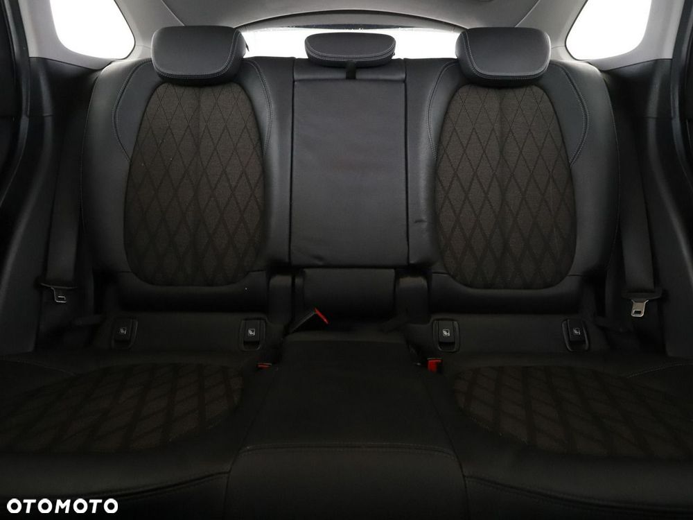 BMW X1 sDrive20i xLine - 19