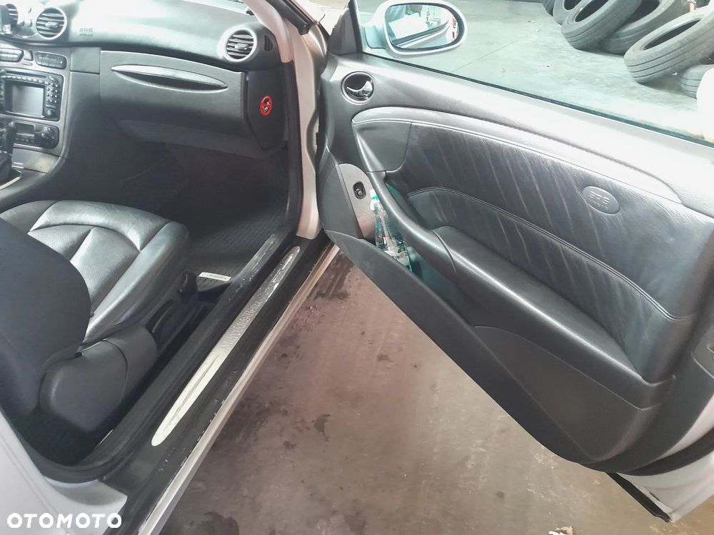 Mercedes-Benz CLK - 14