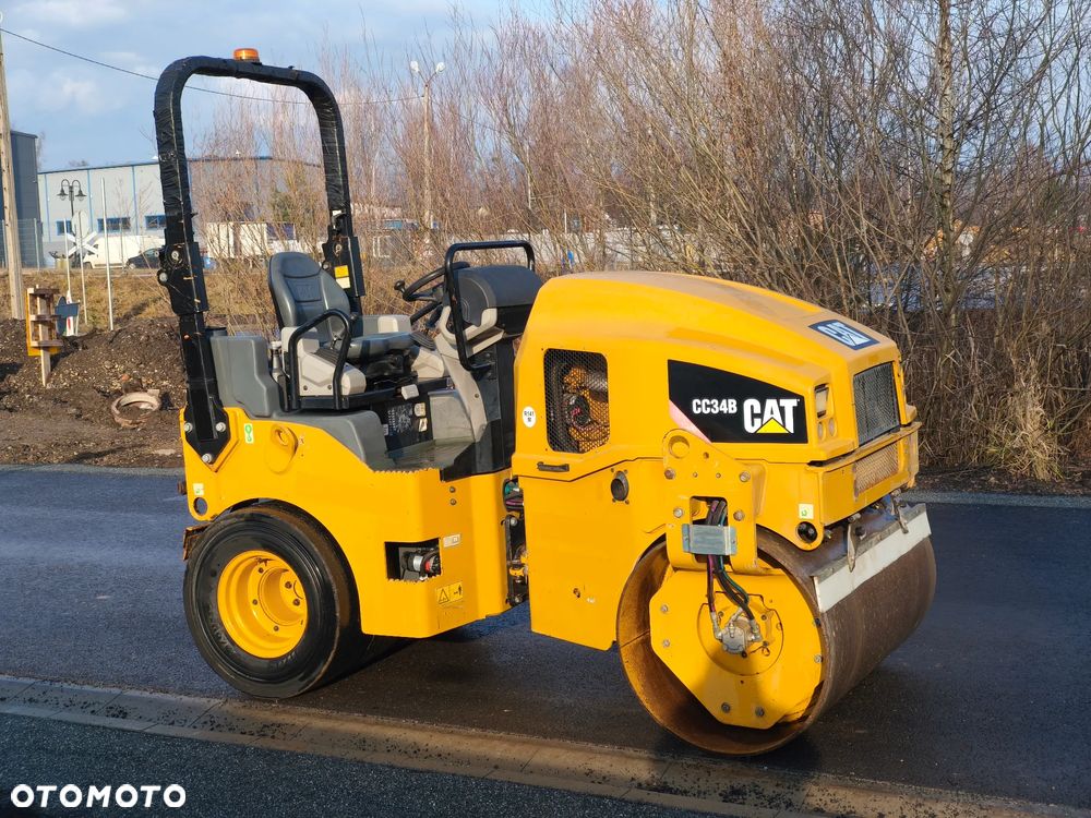 Caterpillar CC34B - 1