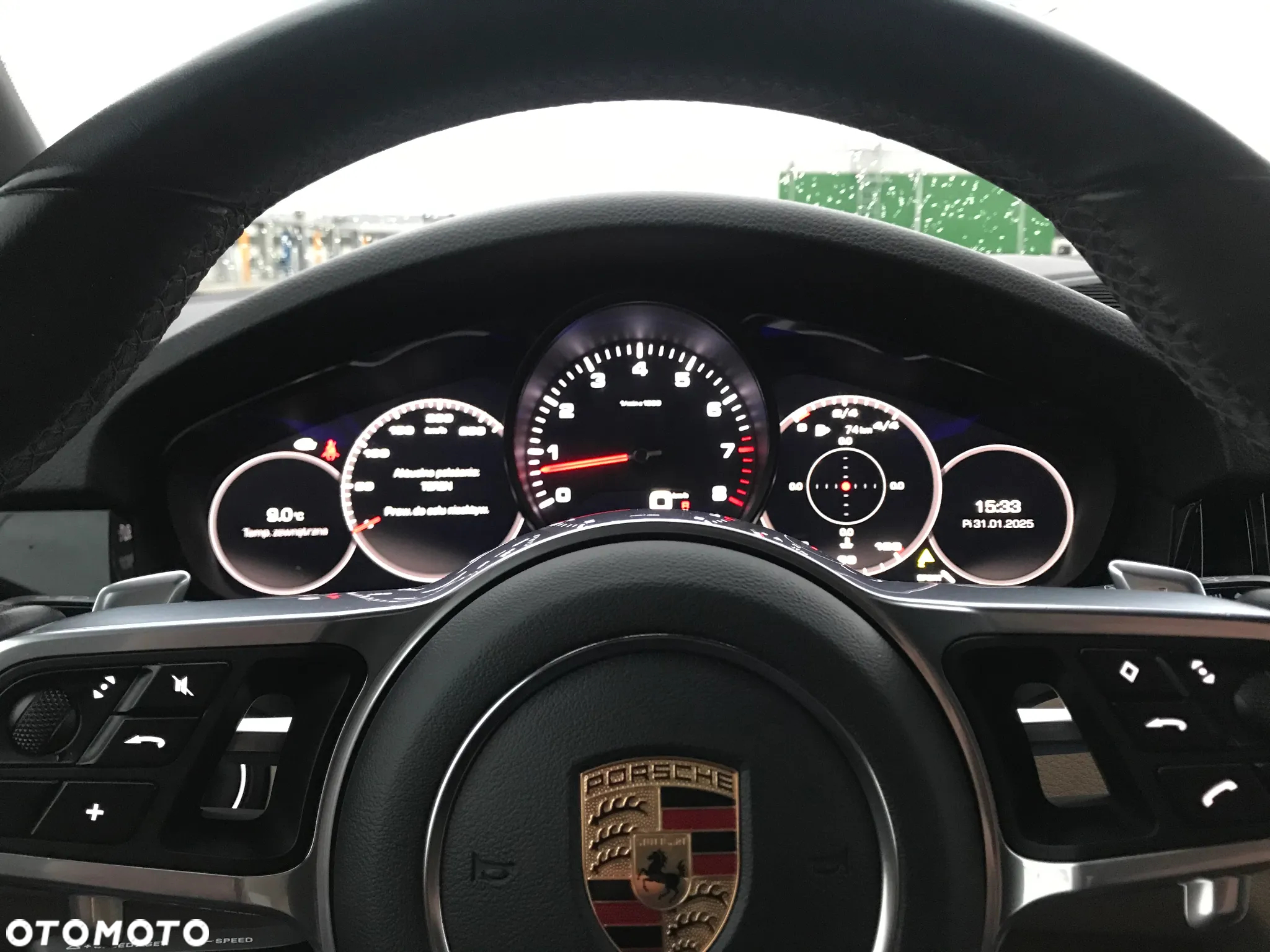 Porsche Cayenne - 32