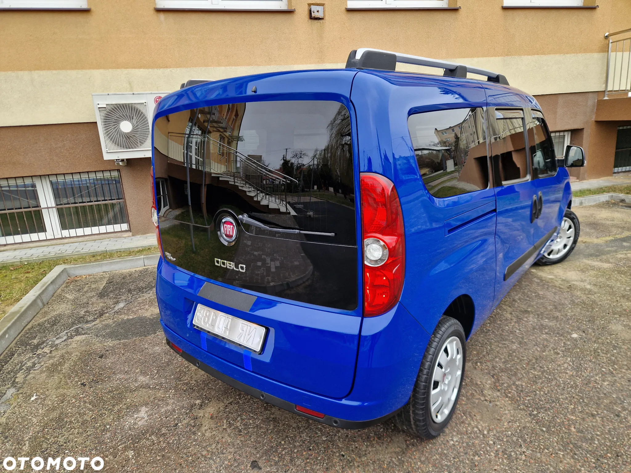 Fiat Doblo 2.0 16V Multijet lang Lounge - 11