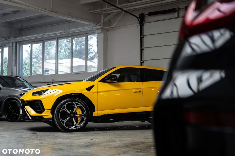 Lamborghini Urus - 19