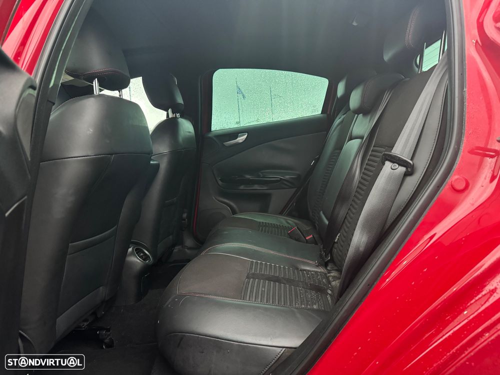 Alfa Romeo Giulietta 1.6 JTDM Distinctive - 11