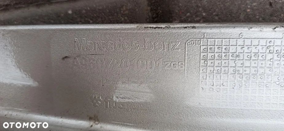 PRZEDŁUŻENIE DRZWI PRAWE MERCEDES MP4 GIGA SPACE 9607201001 - 4