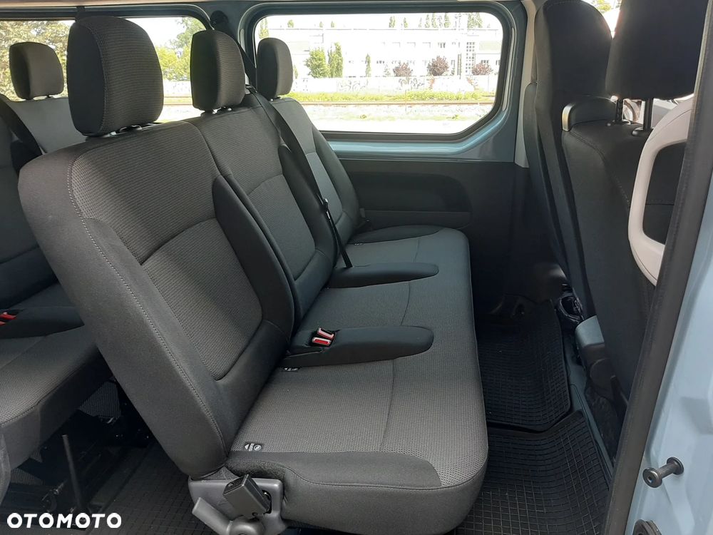 Renault Trafic 2.0 dCi - 7