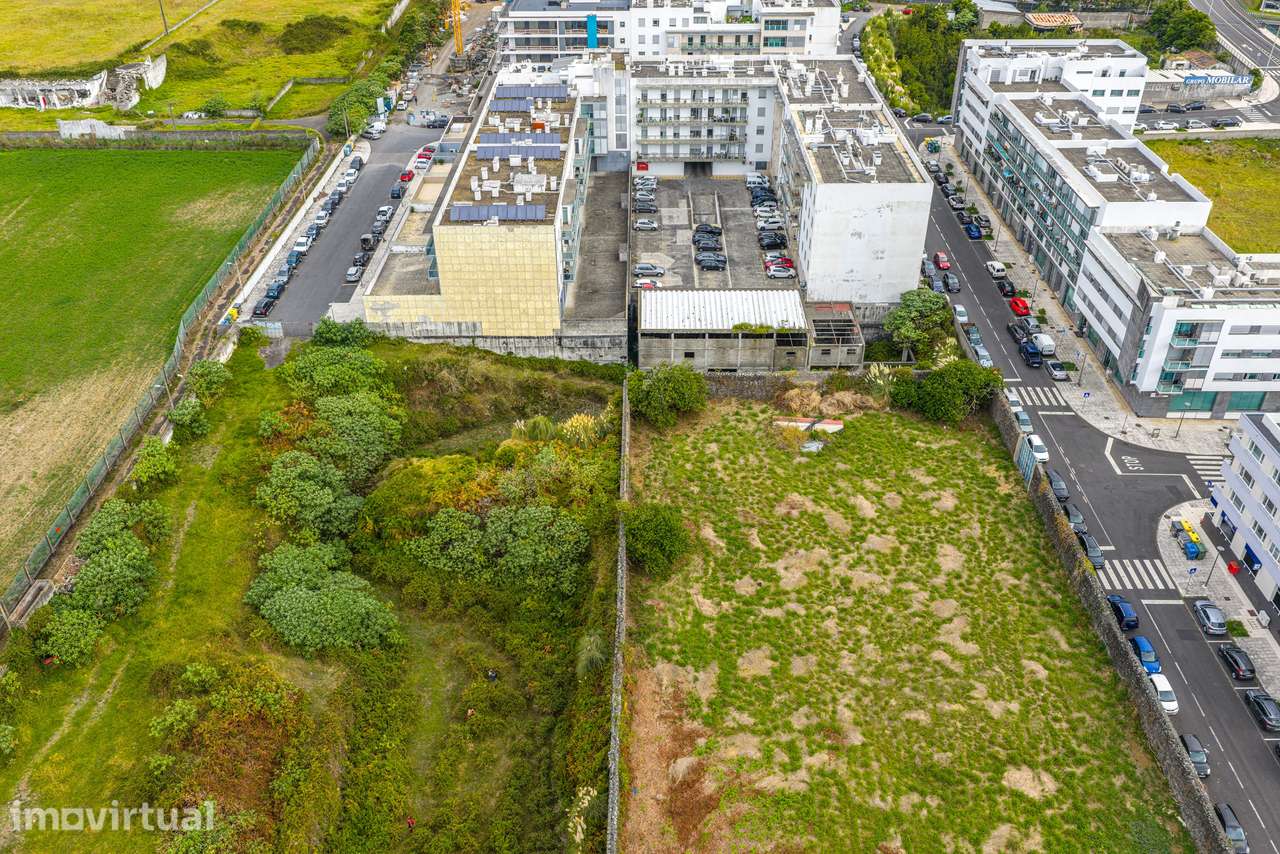 Terreno urbano para construção em Ponta Delgada - Grande imagem: 3/8