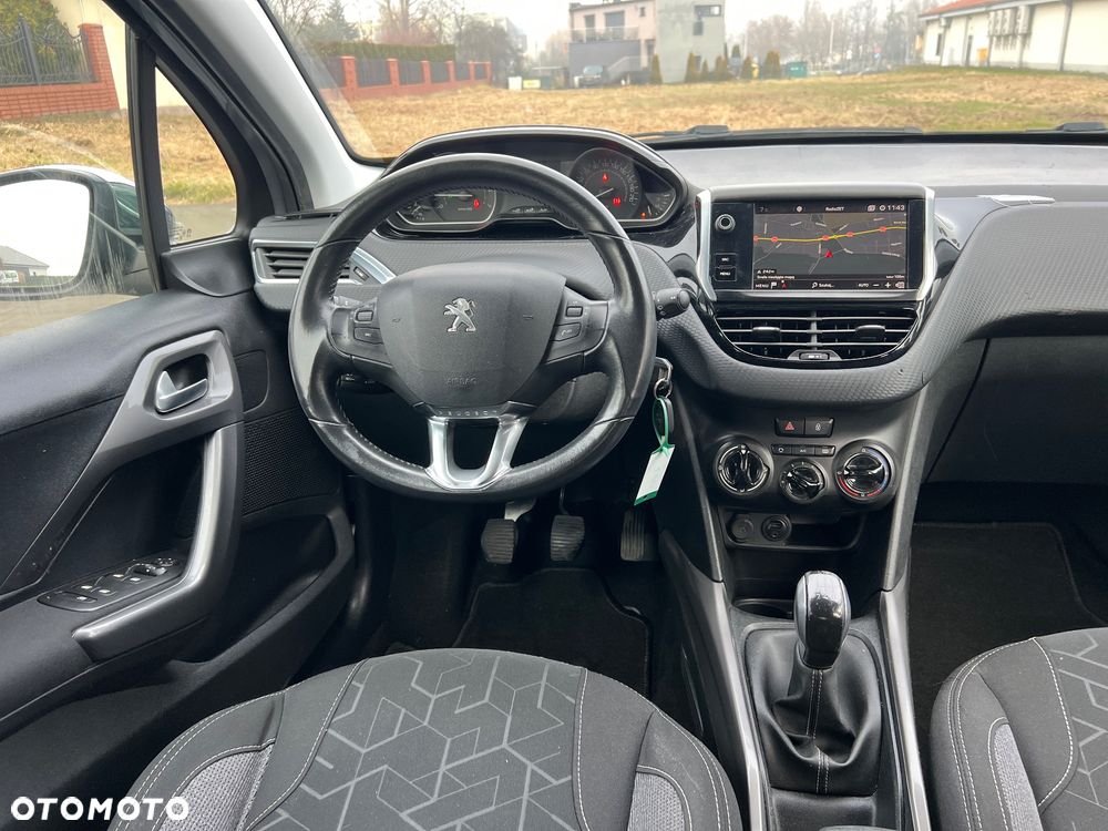 Peugeot 2008 PureTech 82 Style - 23
