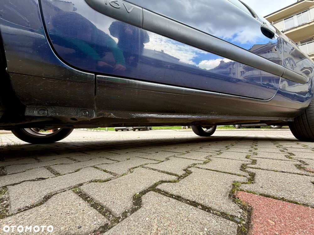 Renault Clio - 10