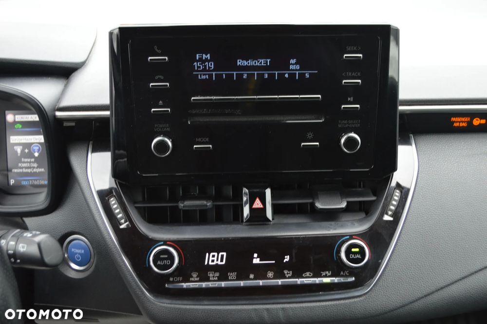 Toyota Corolla 1.8 Hybrid Active - 17
