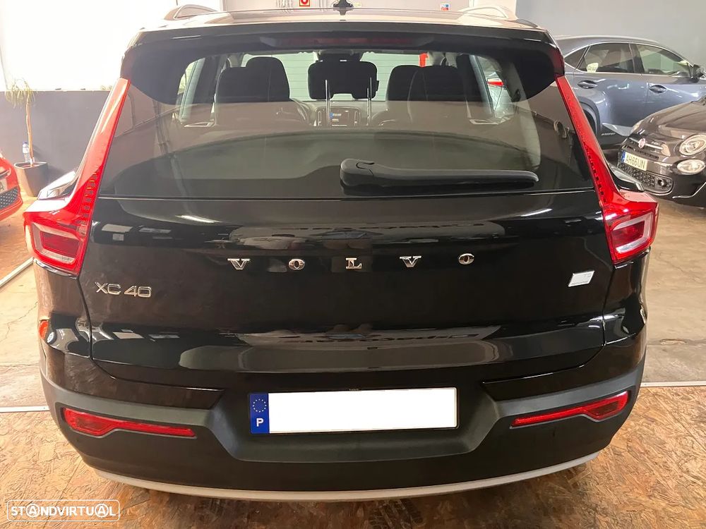 Volvo XC 40 1.5 T5 PHEV Momentum - 4