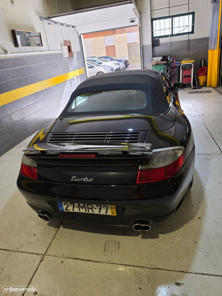 Porsche 911 Série F - 45